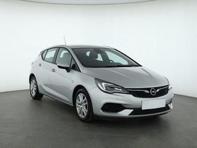 Srebrny Używany 2020 Opel Astra Hatchback | 42 999 zł (Dobra cena)