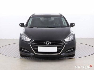 Czarny Używany 2015 Hyundai i40 Kombi | 38 999 zł (Uczciwa cena)