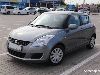 używany Suzuki Swift 2012, benzyna 69kW, 61 tys. km