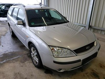 używany Ford Mondeo 1.8dm 125KM 2001r. 175 626km