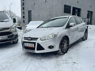 Używany Ford Focus 2014 Srebrny Hatchback