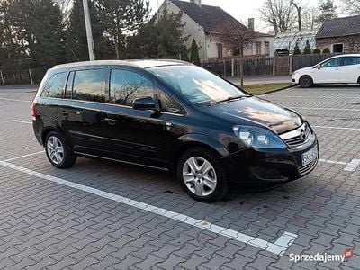 Używany 2010 Opel Zafira Minivan | 17 000 zł