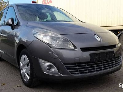 używany Renault Grand Scénic III 1.4dm 131KM 2010r. 248 662km