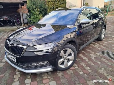 Czarny Używany 2019 Skoda Superb Kombi | 105 900 zł