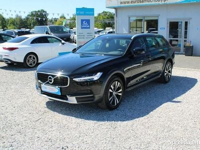 Używany Volvo V90 CC 2020 Czarny Kombi