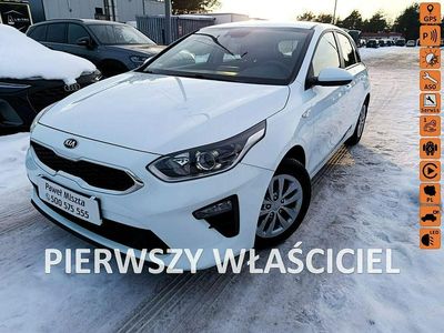 Używany Kia Ceed 101 KM (74 kW) 2019 Biały (metalik) Hatchback
