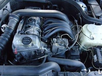 używany Mercedes C250 2,5D 1996r w 202