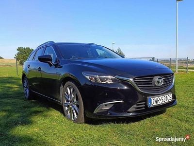 Używany Mazda 6 2015 Czarny Kombi