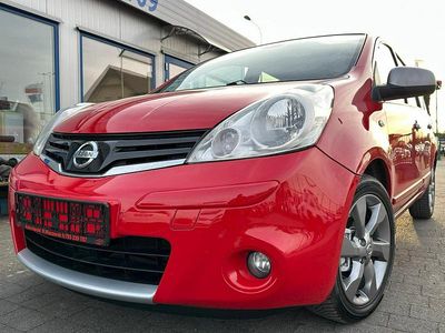 Używany Nissan Note 90 KM (66 kW) 2011 Czerwony (metalik, perła) Minivan