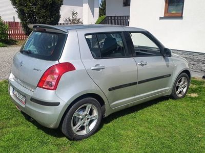 Używany Suzuki Swift 2008 Srebrny Hatchback