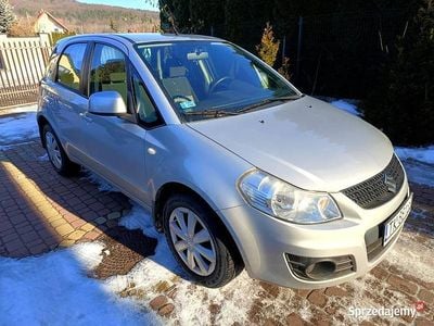 Używany Suzuki SX4 120 KM (88 kW) 2011 Srebrny Hatchback