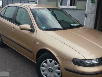 Używany Seat Toledo 110 KM (80 kW) 2000 Złoty (metalik) Sedan/Limuzyna