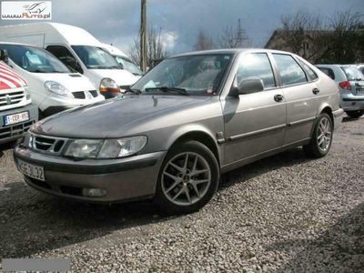 Srebrny (metalik) Używany 2001 Saab 9-3 Hatchback | 6500 zł