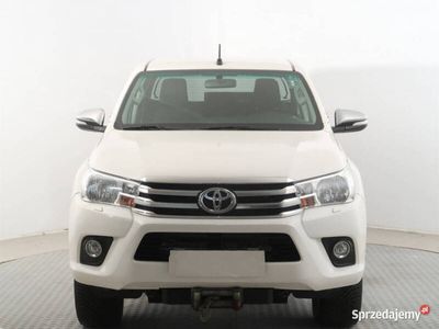 używany Toyota HiLux 2.4 D-4D