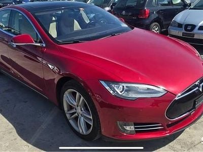 Używany Tesla Model S 2015 Hatchback