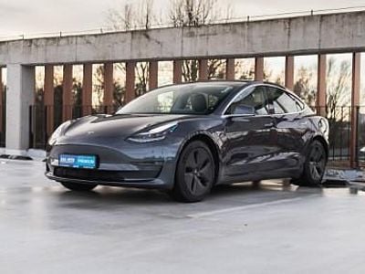 Szary Używany 2019 Tesla Model 3 Sedan/Limuzyna | 88 499 zł