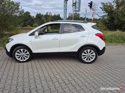 Biały Używany 2015 Opel Mokka Cosmo SUV | 36 900 zł (Uczciwa cena)