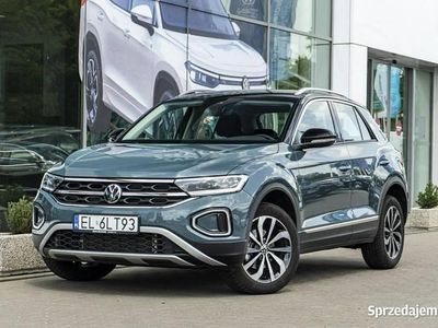 Czerwony Używany 2024 VW T-Roc Style SUV | 124 900 zł (Dość drogi)