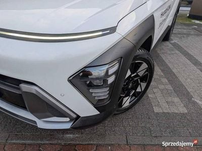 Biały Nowe 2025 Hyundai Kona SUV | 134 900 zł (Dość drogi)