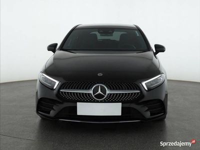 Czarny Używany 2019 Mercedes A250 Hatchback | 111 999 zł
