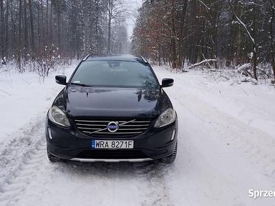 Czarny Używany 2014 Volvo XC60 SUV | 44 900 zł (Uczciwa cena)