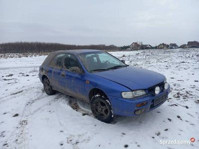 używany Subaru Impreza 1.6 gl 4x4 offroad podniesiony