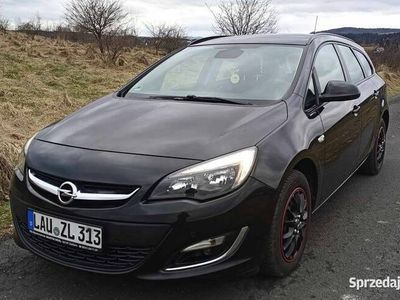 używany Opel Astra Sports Tourer kombi 1.7 cdti z Niemiec