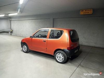 Pomarańczowy Używany 2001 Fiat Seicento Hatchback | 2000 zł (Uczciwa cena)