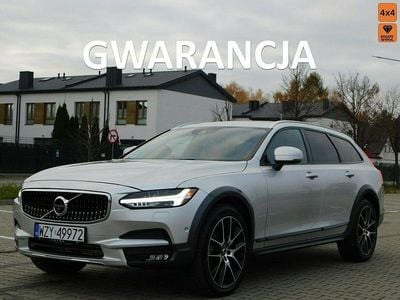 Czarny Używany 2017 Volvo V90 CC Kombi | 99 980 zł