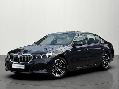 Czarny carbon m metalizowany Używany 2024 BMW 520 Comfort Edition Sedan/Limuzyna | 244 900 zł (Super Cena)