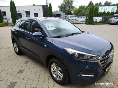 Niebieski ciemny (metalik) Używany 2017 Hyundai Tucson SUV | 61 900 zł (Dobra cena)