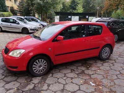Używany Toyota Corolla 110 KM (80 kW) 2004 Czerwony Hatchback
