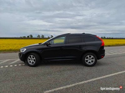 Czarny Używany 2014 Volvo XC60 SUV | 51 000 zł (Dość drogi)