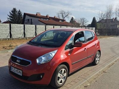Używany Kia Venga 2014 Czerwony Hatchback