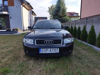 Czarny Używany 2003 Audi A4 S-Line Kombi | 8500 zł (Uczciwa cena)