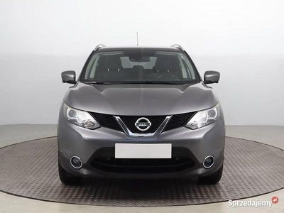 Szary Używany 2016 Nissan Qashqai SUV | 46 999 zł (Uczciwa cena)
