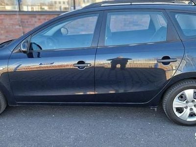 Używany Hyundai i30 90 KM (66 kW) 2010 Czarny Kombi