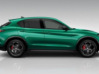 Lakier specjalny zielony montreal green Nowe 2025 Alfa Romeo Stelvio Veloce SUV | 246 605 zł