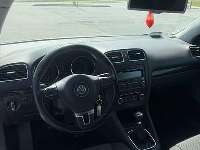 Używany VW Golf VI 2010 Srebrny Hatchback