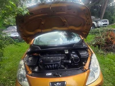 Używany Peugeot 307 CC 2005 Złoty Kabriolet