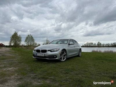 używany BMW 330 Seria 3 i