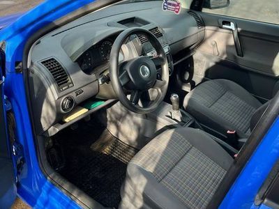 Używany VW Polo 54 KM (39 kW) 2006 Niebieski Hatchback