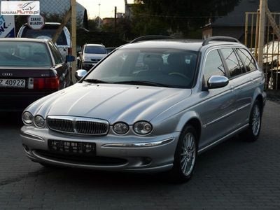 Używany Jaguar X-type 124 KM (91 kW) 2006 Srebrny Sedan/Limuzyna