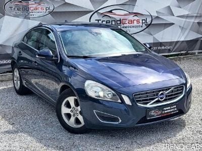 Niebieski Używany 2011 Volvo S60 Momentum Sedan/Limuzyna | 29 990 zł (Uczciwa cena)