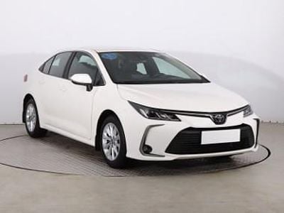 Biały Używany 2022 Toyota Corolla Sedan/Limuzyna | 64 999 zł (Uczciwa cena)