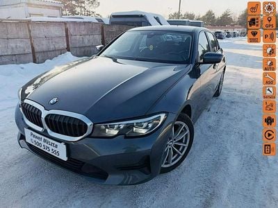 Używany BMW 318 Comfort Edition 150 KM (110 kW) 2019 Szary Sedan/Limuzyna