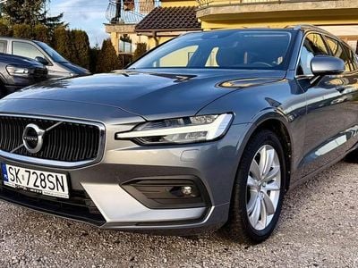 Szary Używany 2020 Volvo V60 Kombi | 87 900 zł (Uczciwa cena)