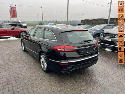 Czarny (metalik) Używany 2019 Ford Mondeo Vignale Kombi | 46 900 zł
