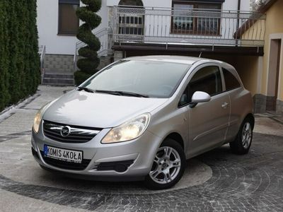 używany Opel Corsa 1.2dm 80KM 2007r. 167 000km