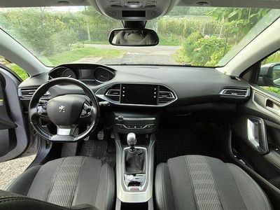 Szary Używany 2019 Peugeot 308 Allure Hatchback | 59 000 zł (Drogi)